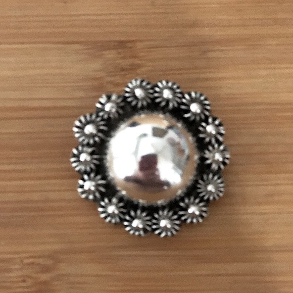 $228  Vintage Estate Clip On Designer Earrings  Marked TM 48 MEXICO - Picture 6 of 8